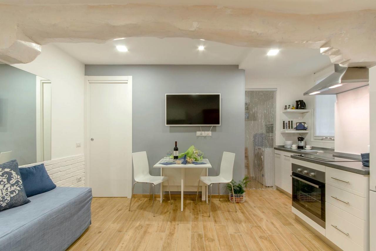 Brand New! Luxurious Apartment In Heart Of מילאנו מראה חיצוני תמונה